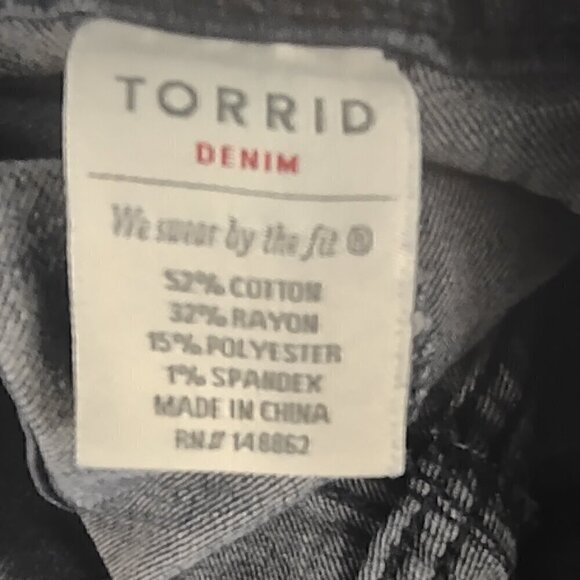 Torrid Womens Cotton Blend Blue Denim Jeans Size 14S - Picture 10 of 11